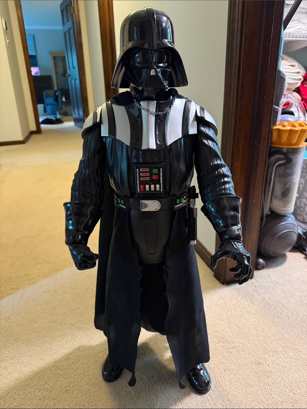 Giant Size Star Wars Darth Vader 31-inch Figure